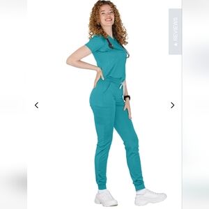 EVrpur2.0® Women's Scrub